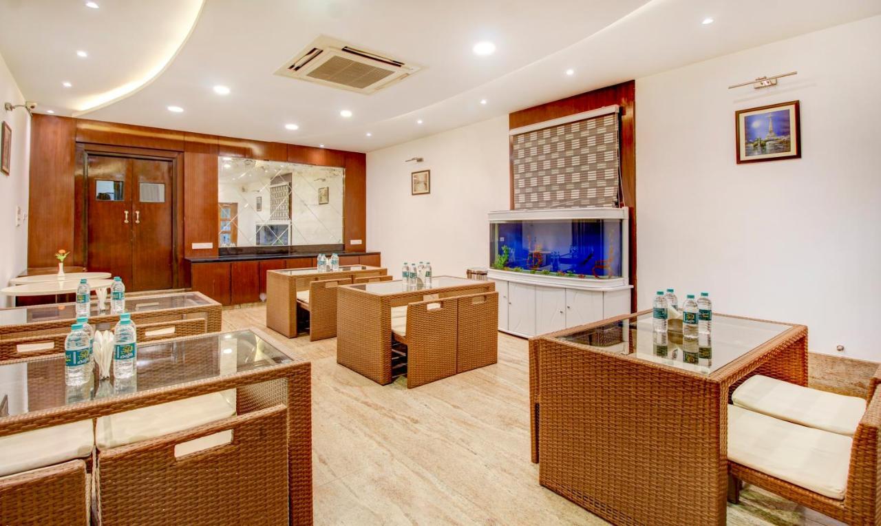 Treebo The Sai Leela Suites R T Nagar Bangalore Exterior photo
