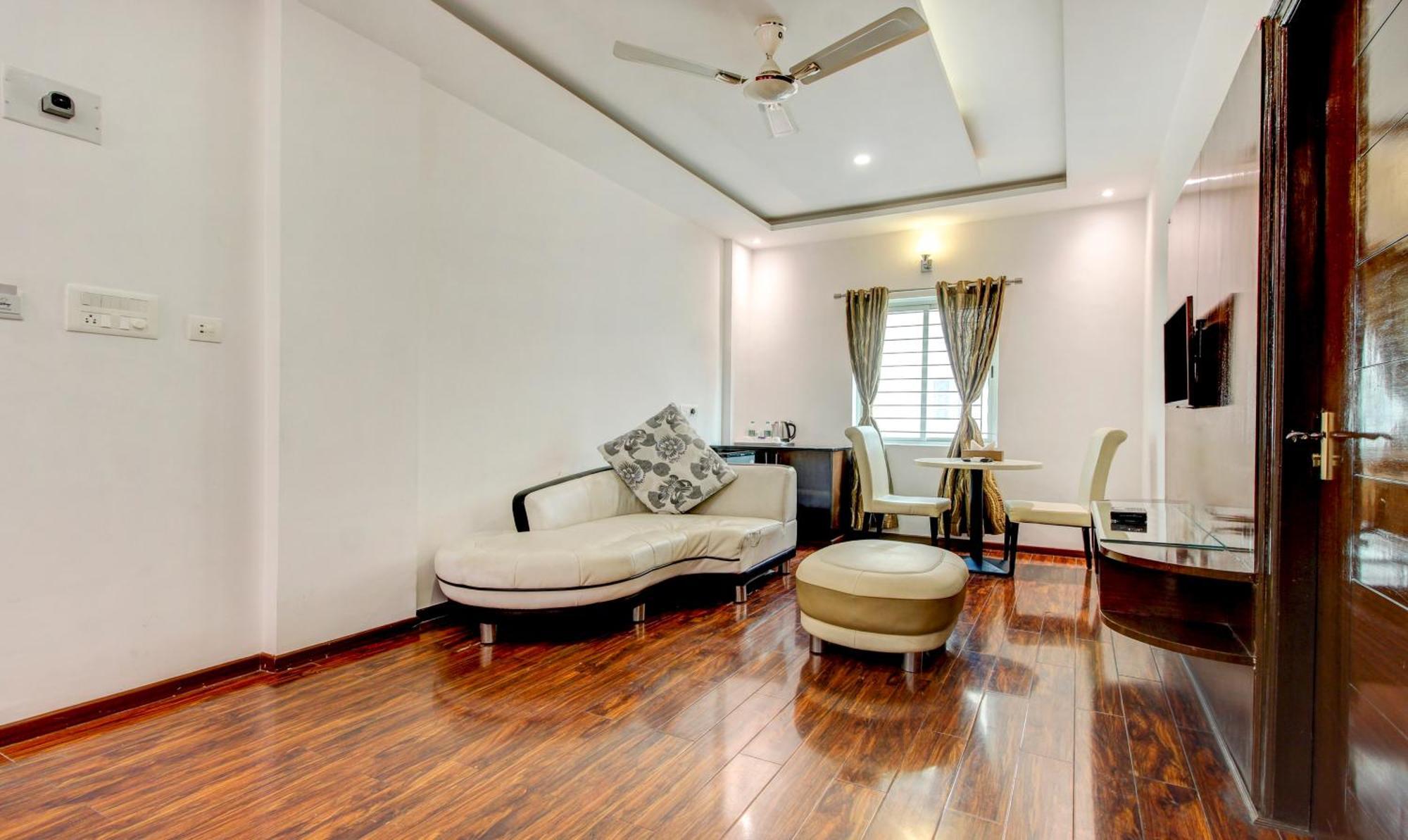 Treebo The Sai Leela Suites R T Nagar Bangalore Exterior photo