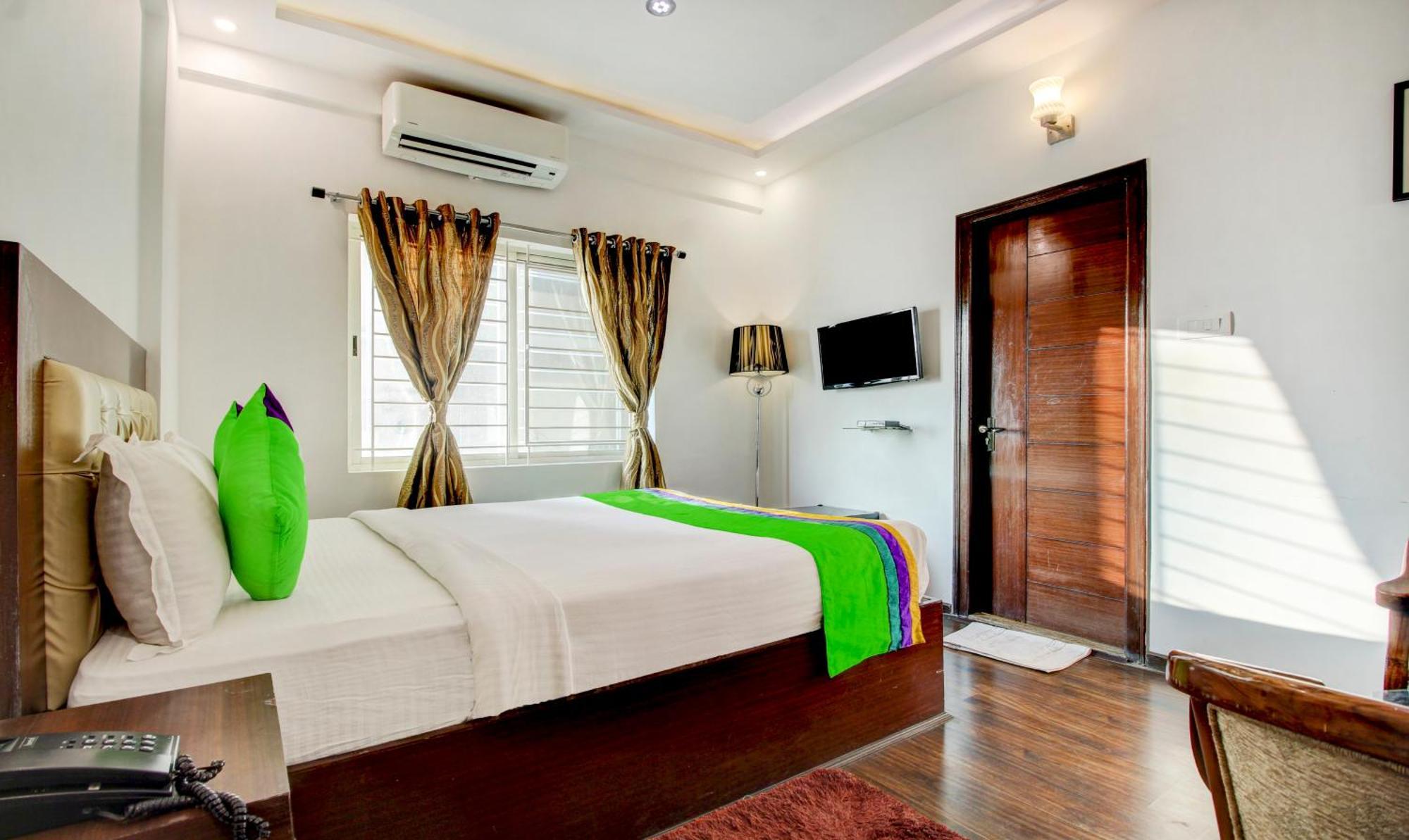 Treebo The Sai Leela Suites R T Nagar Bangalore Exterior photo